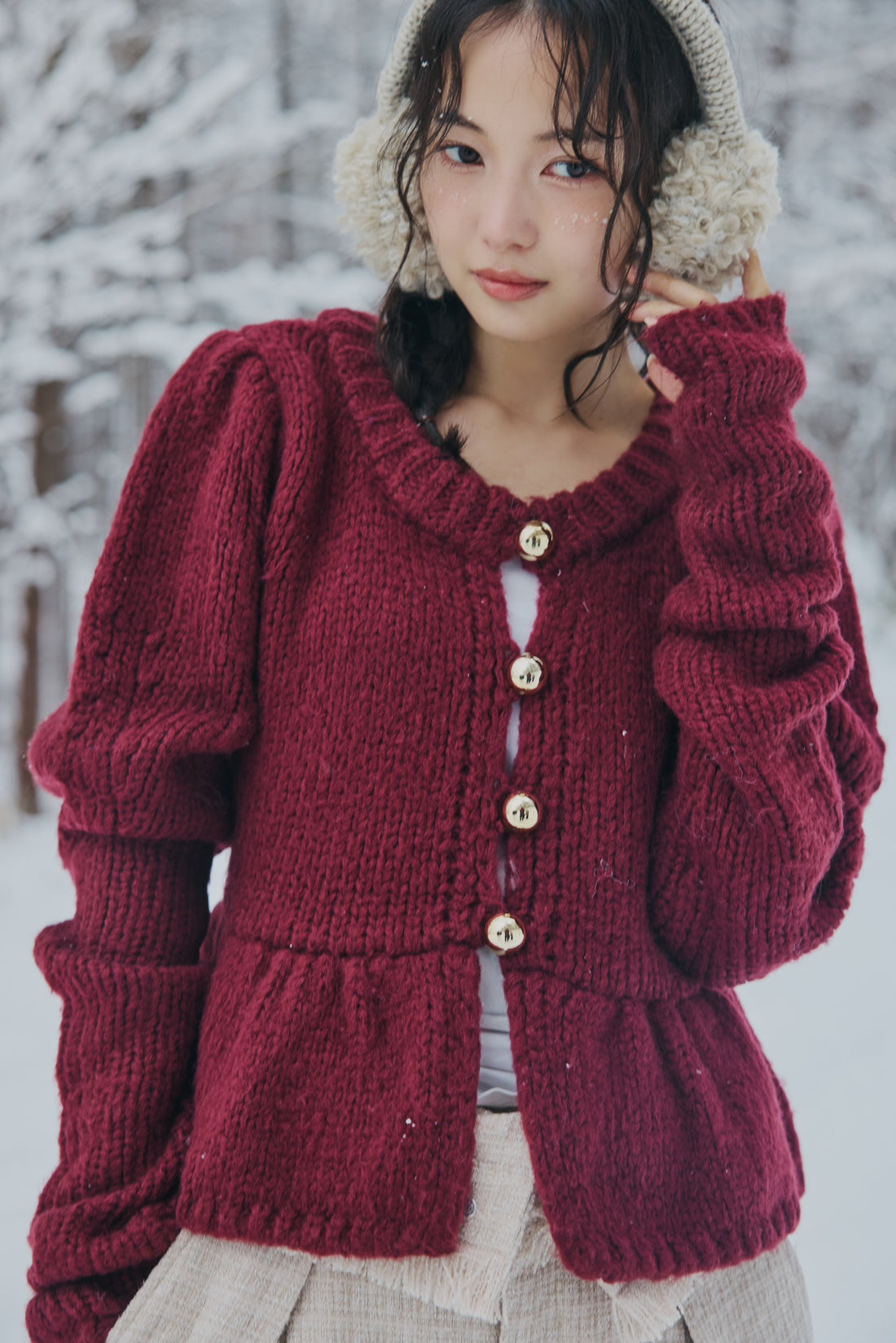 gold button puff sleeve knit