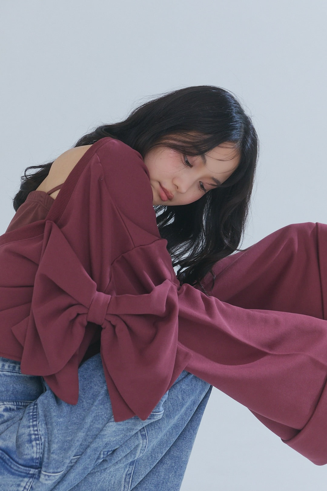 back open ribbon sweat