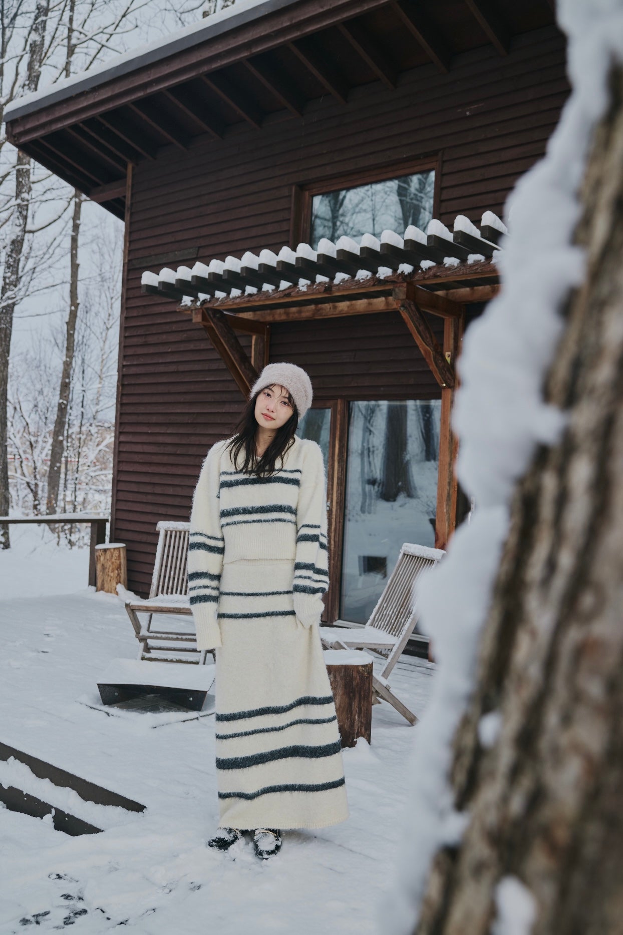nuance border collar knit