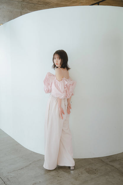 volume off shoulder blouse