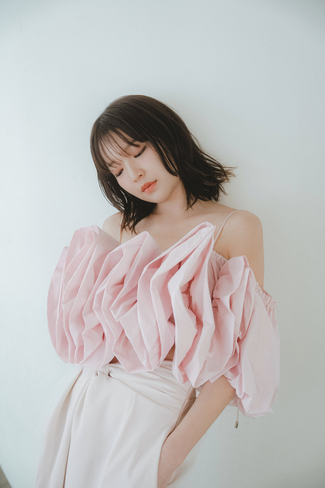 andequal volume off shoulder blouse ピンク volume off shoulder blouse – andequal