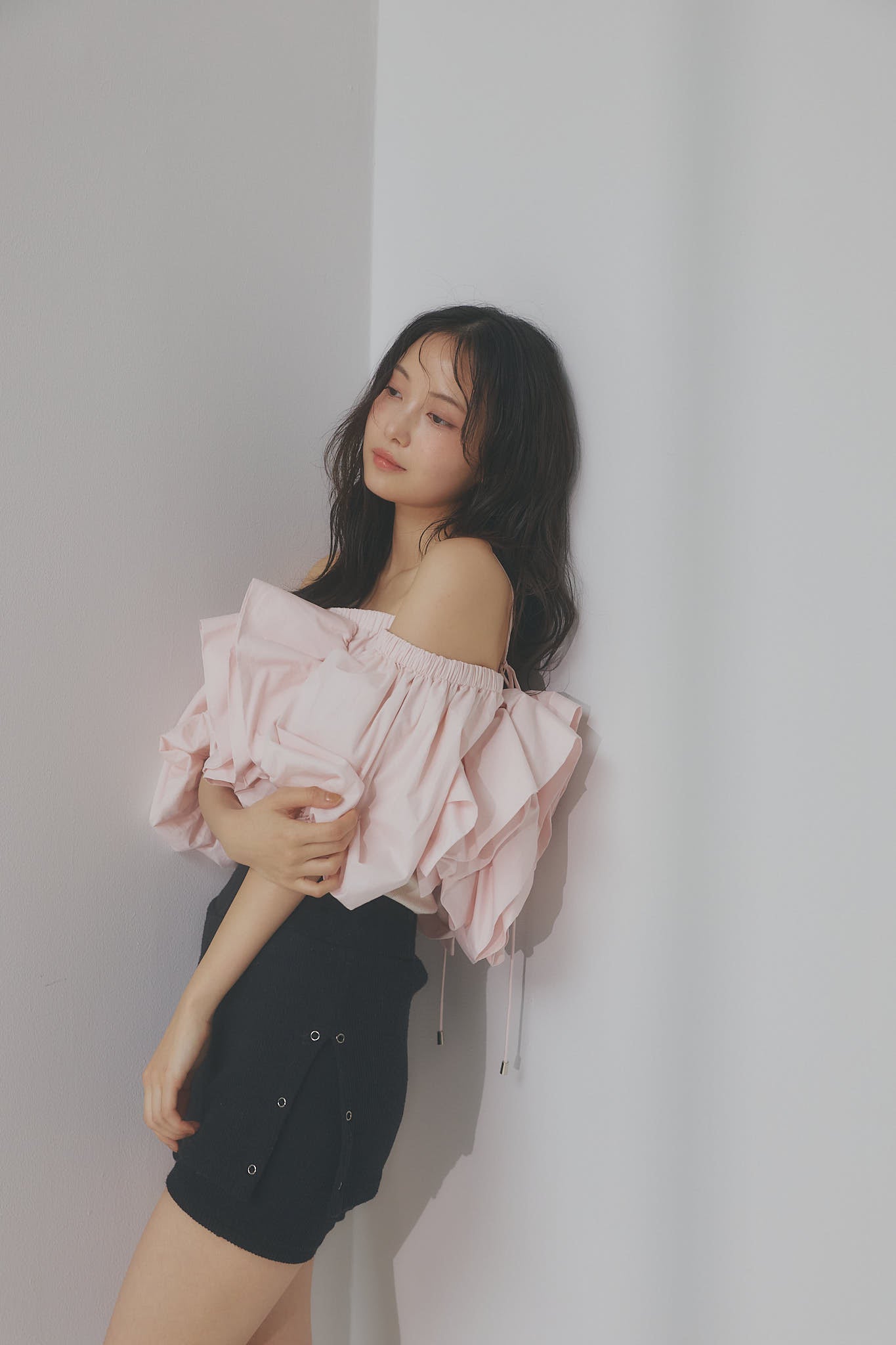 volume off shoulder blouse