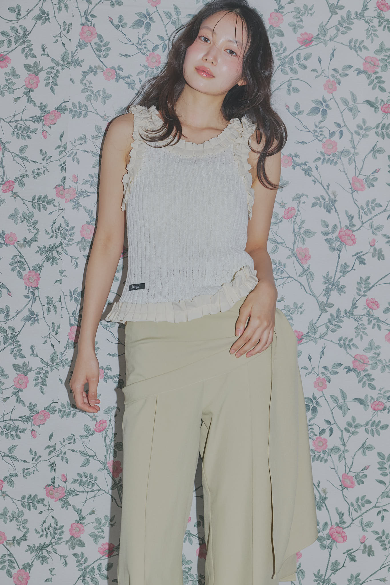 sheer rib frill tops
