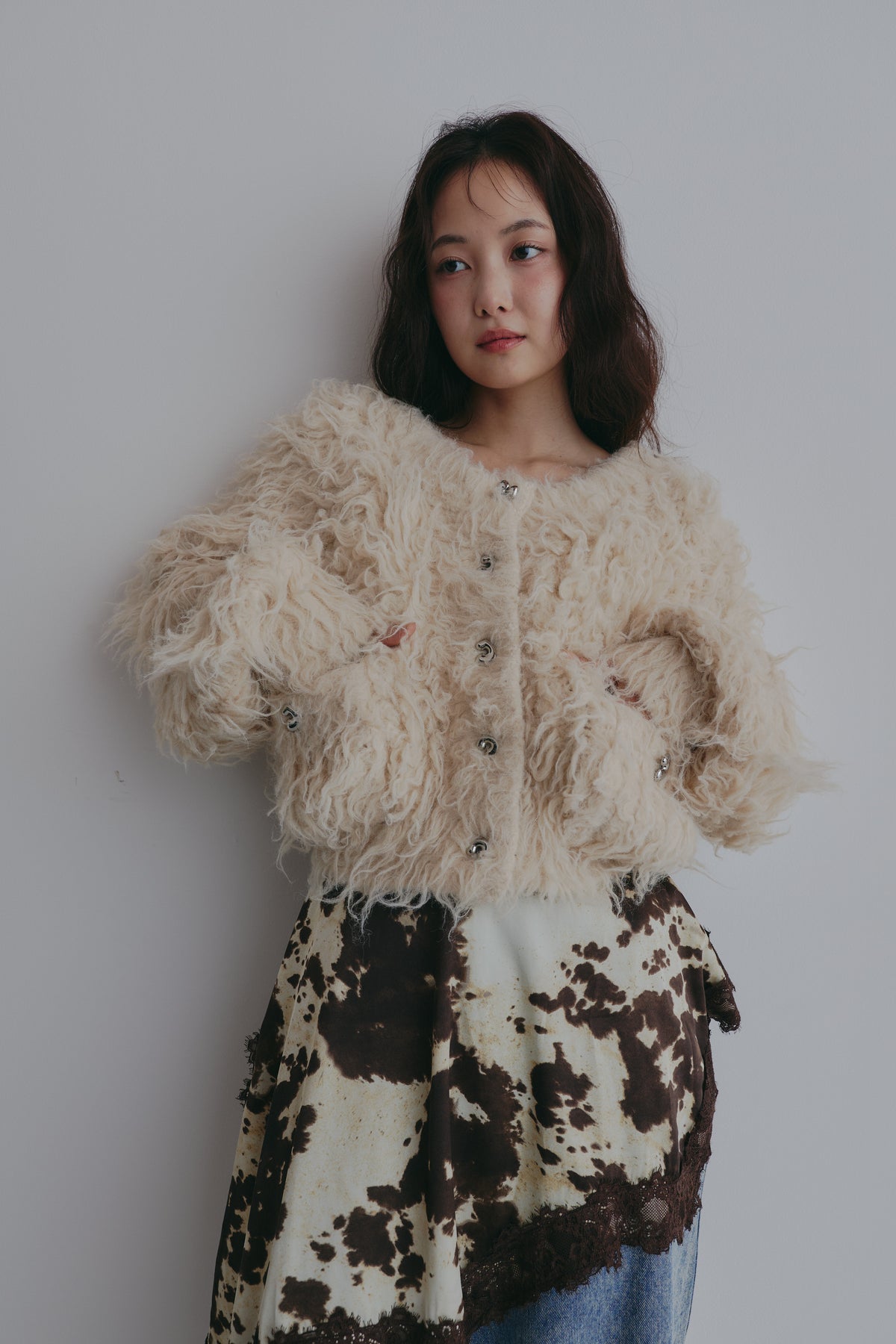 unique button short cardigan