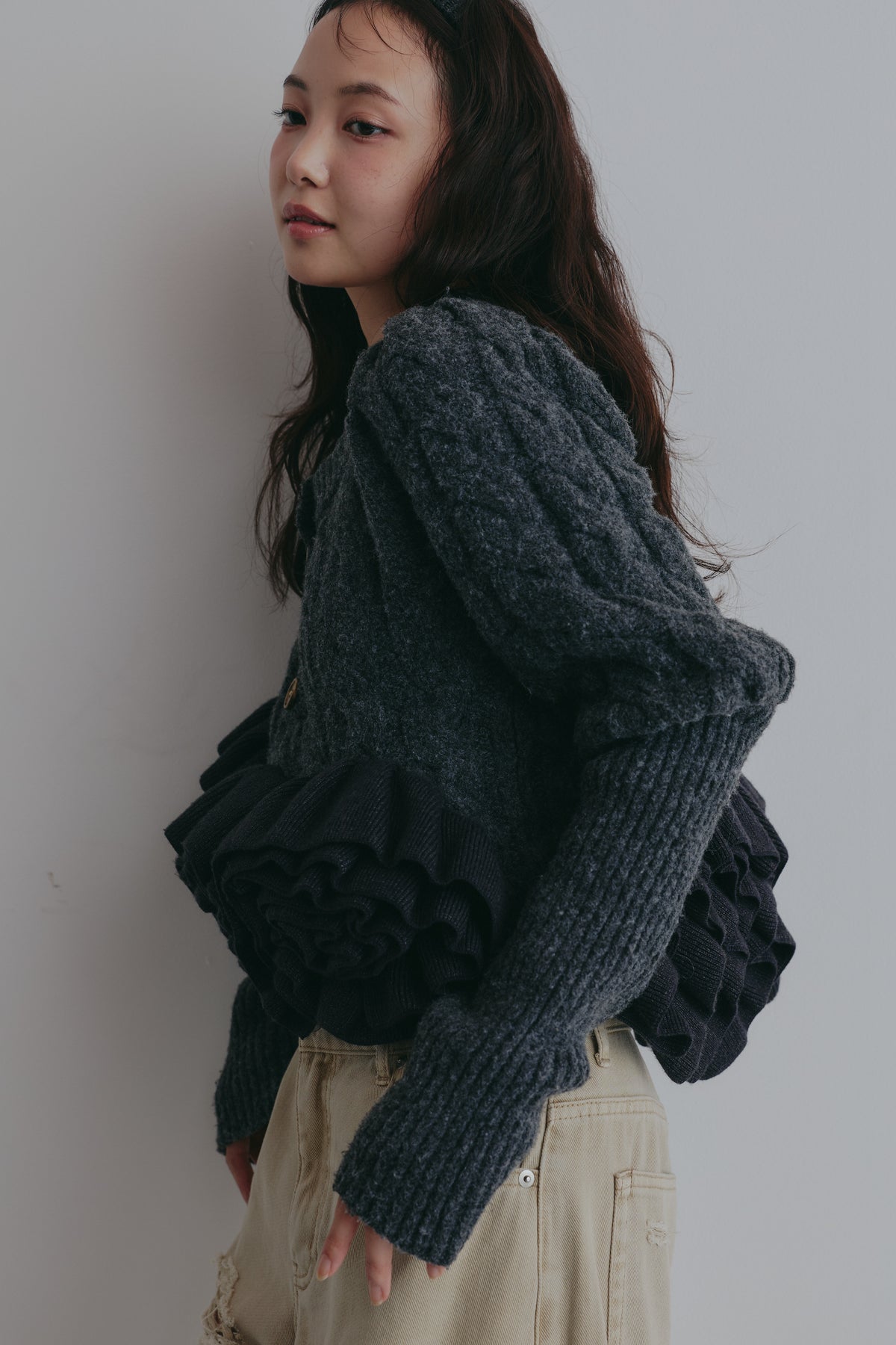 corsage knit cardigan