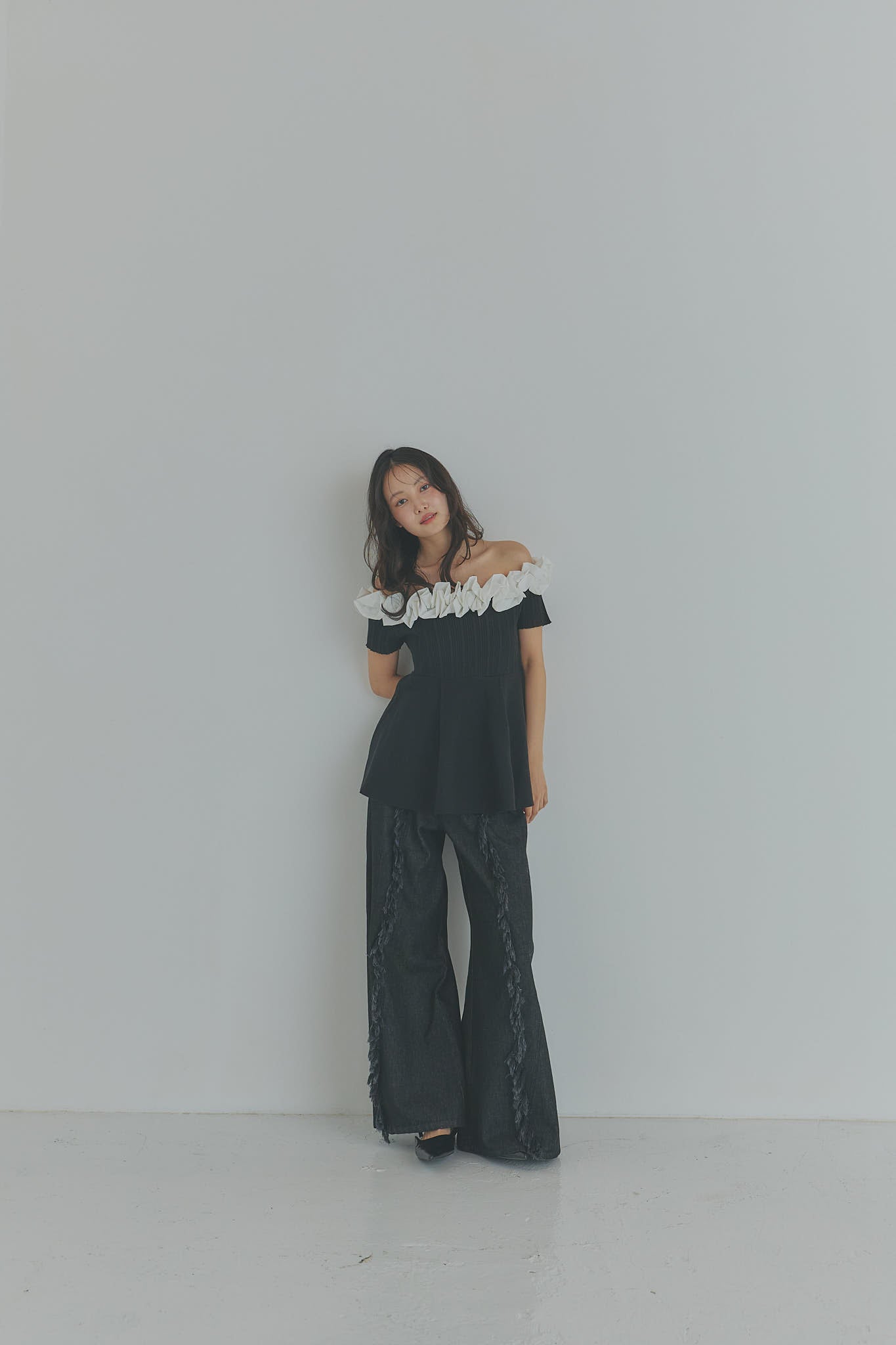 off shoulder frill knit