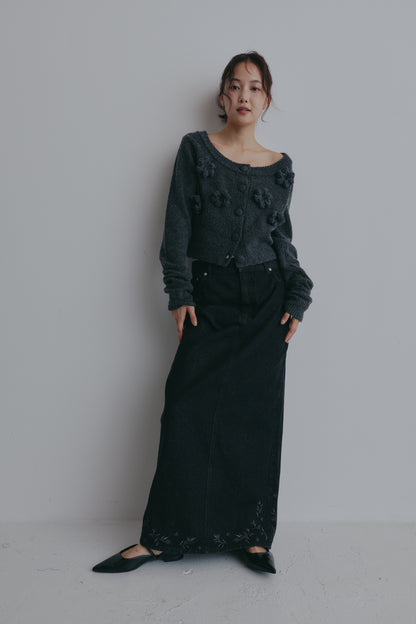 embroidered denim skirt