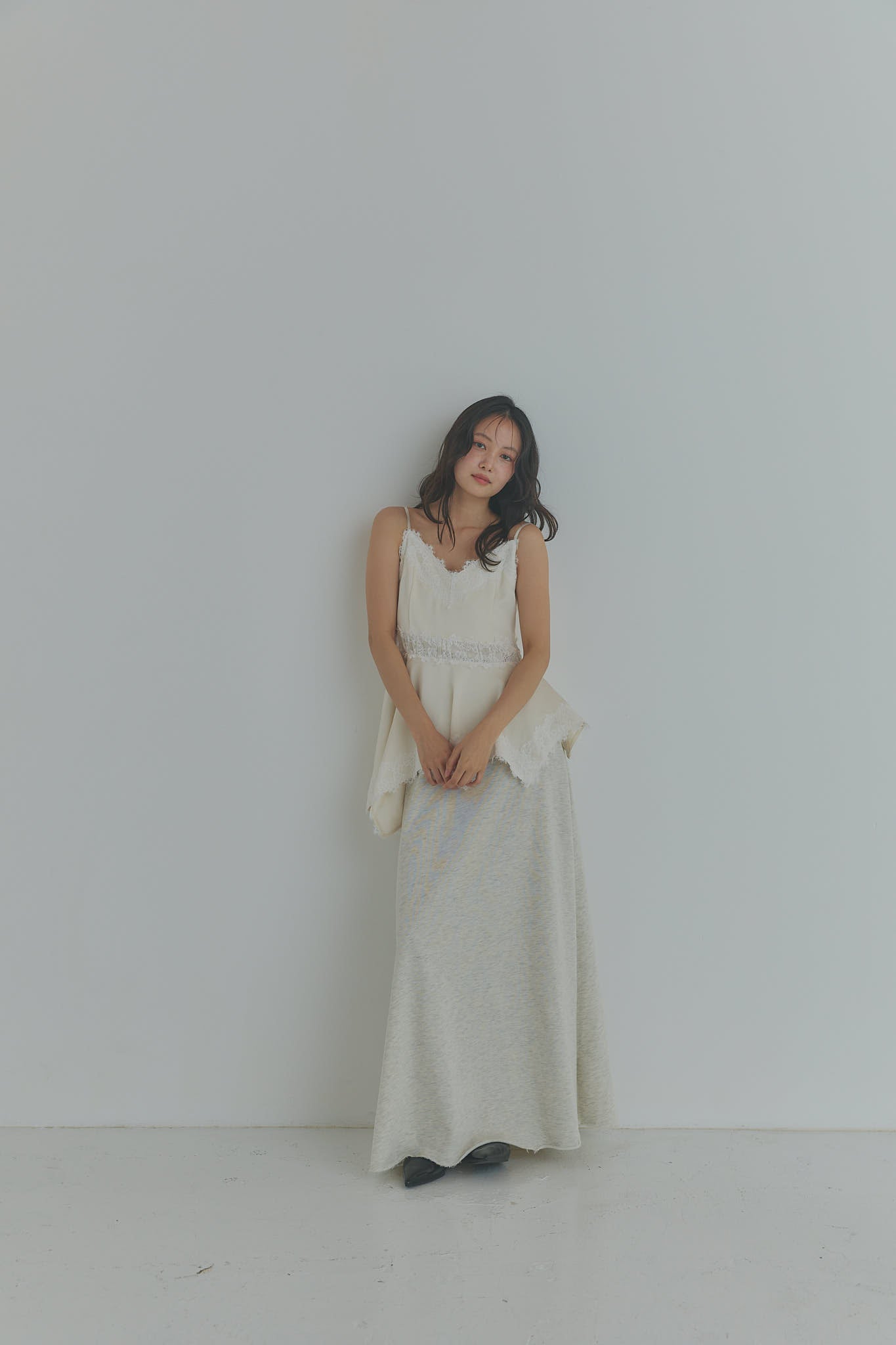 asymmetry lace camisole［6月下旬お届け］