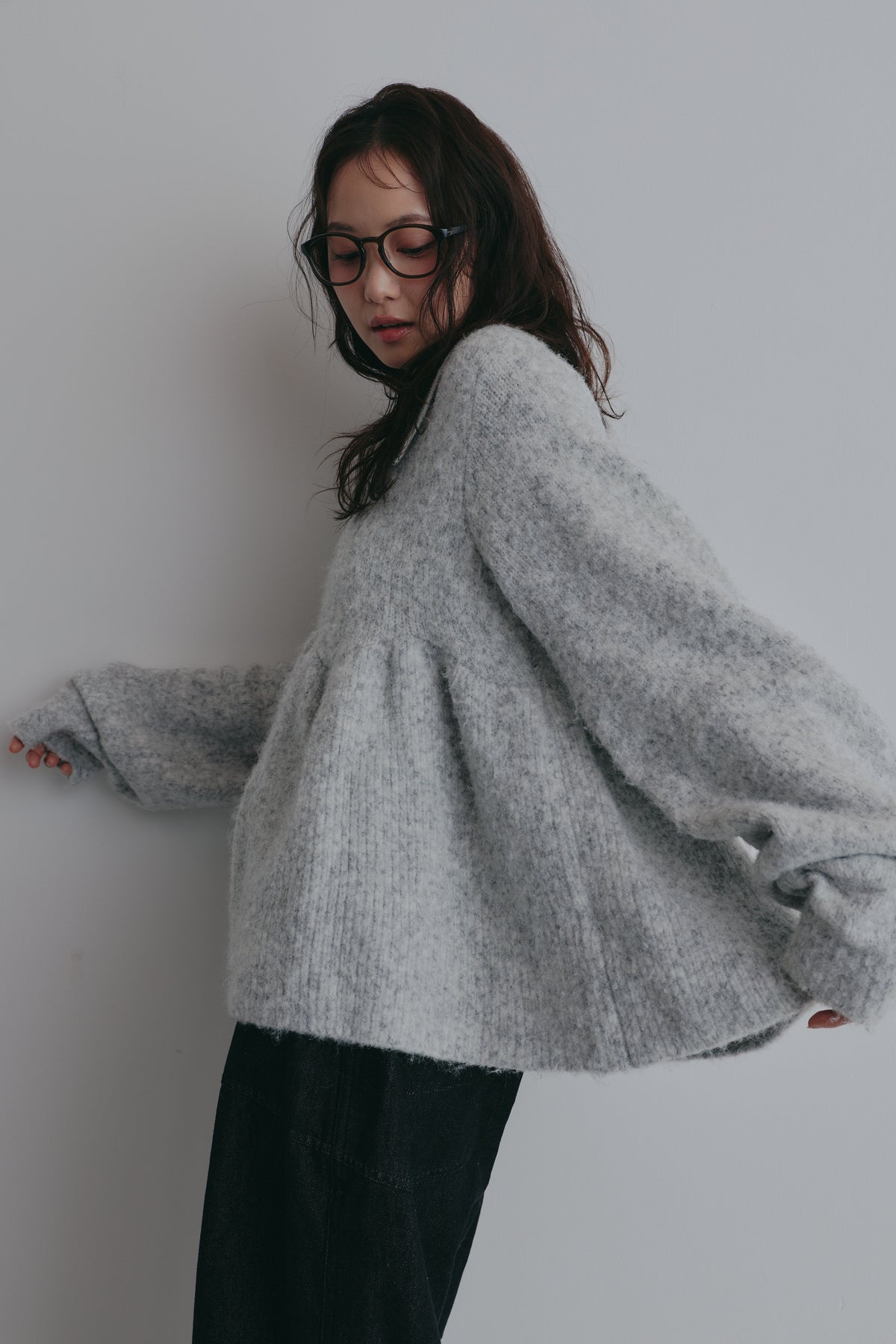 fluffy collar peplum knit