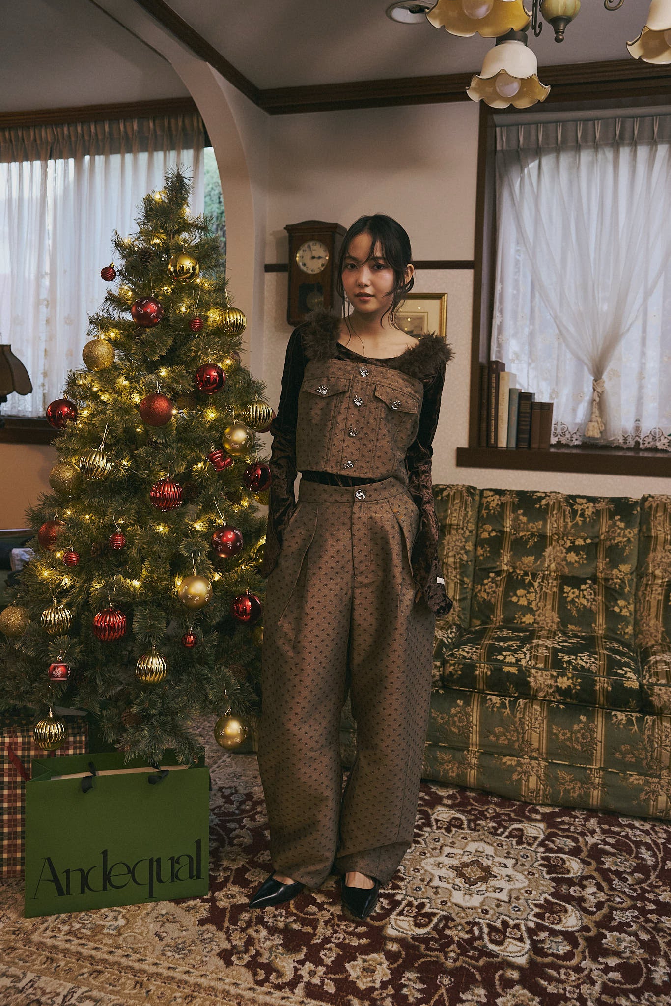 velour design tops
