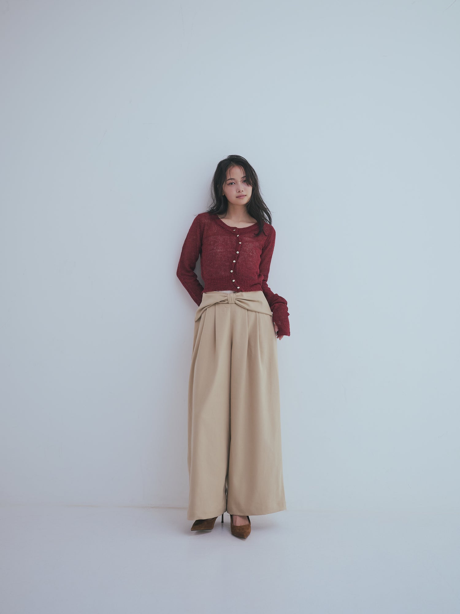 wave design sheer knit