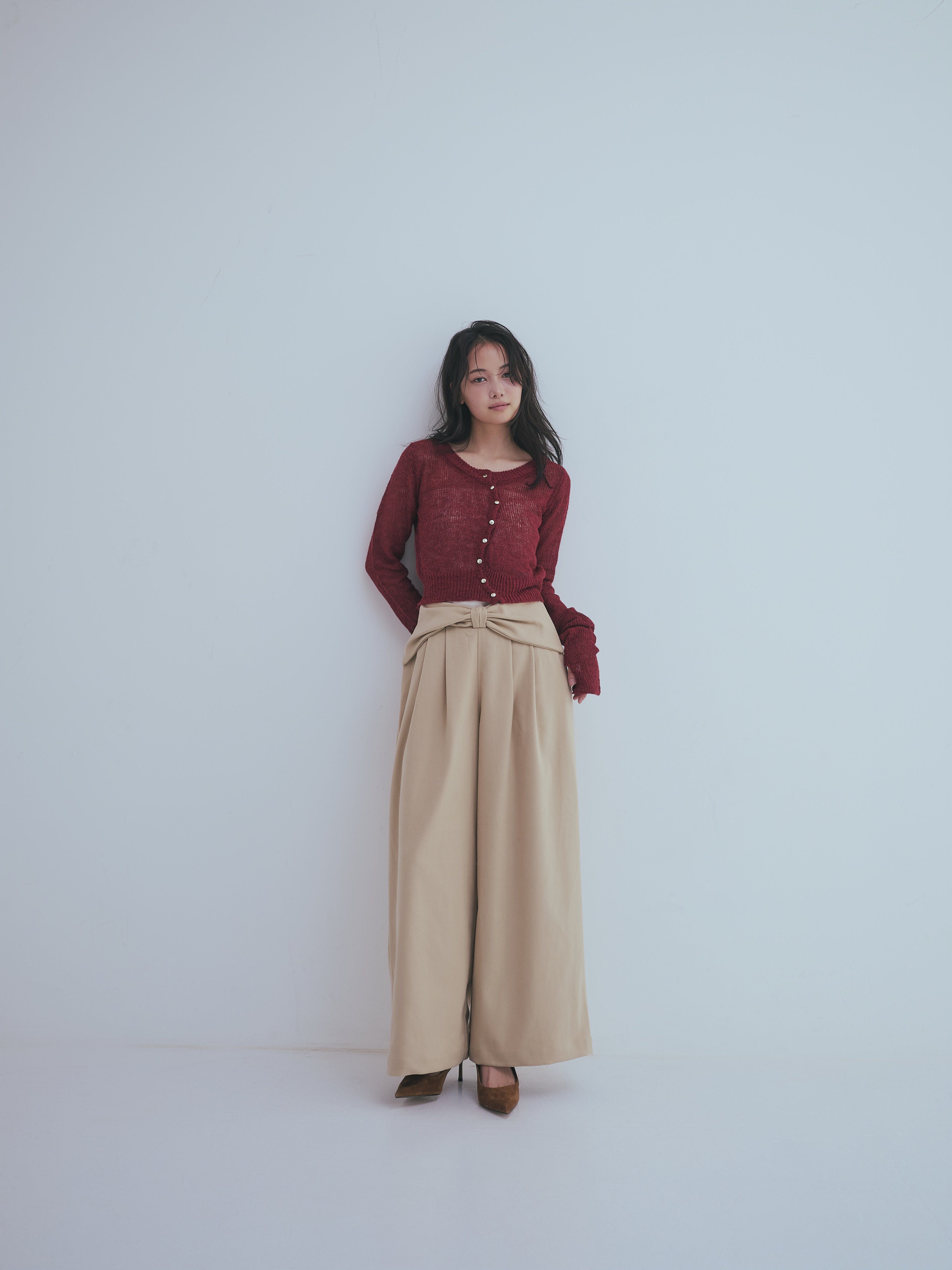 wave design sheer knit