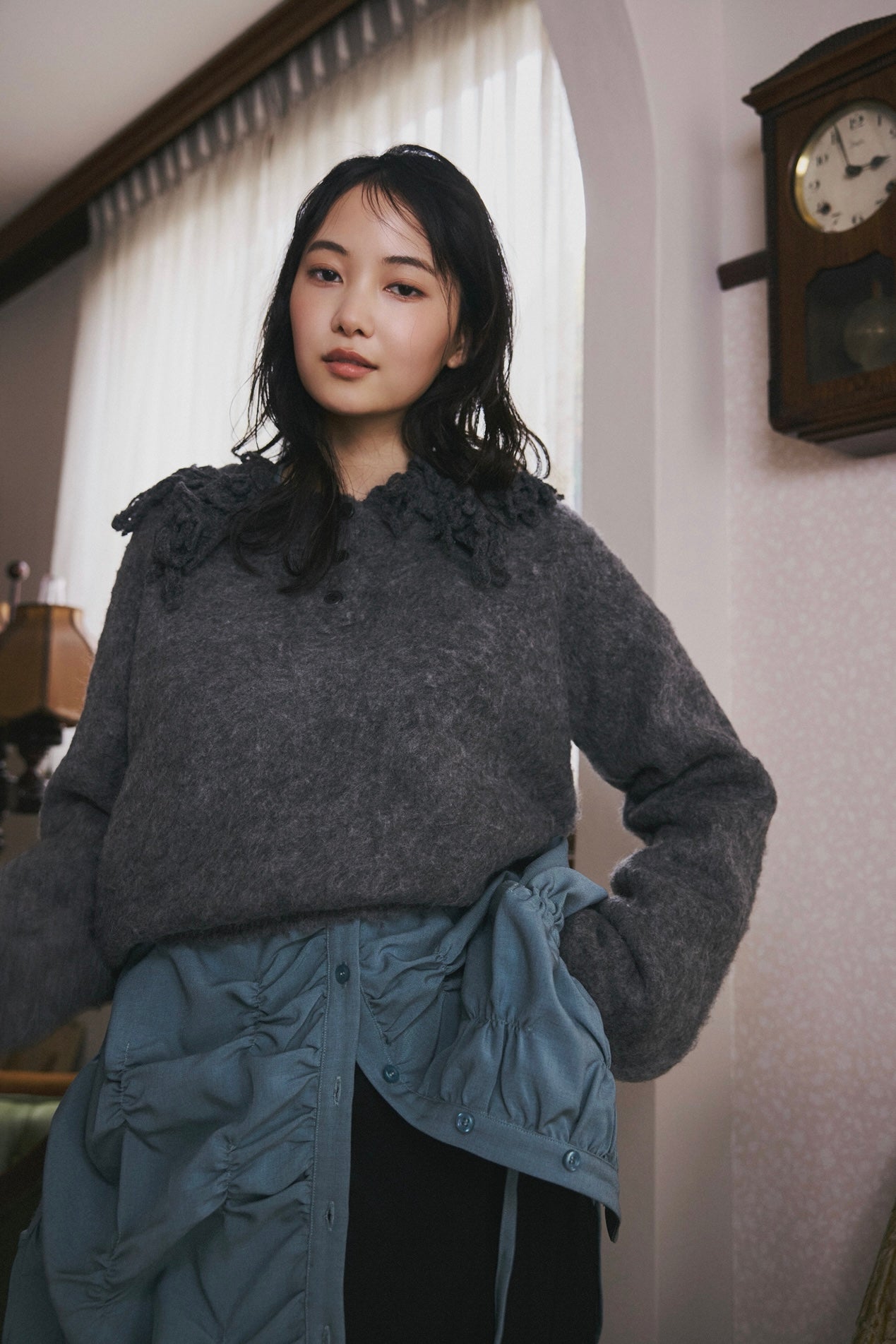 fringe collar sleeve knit