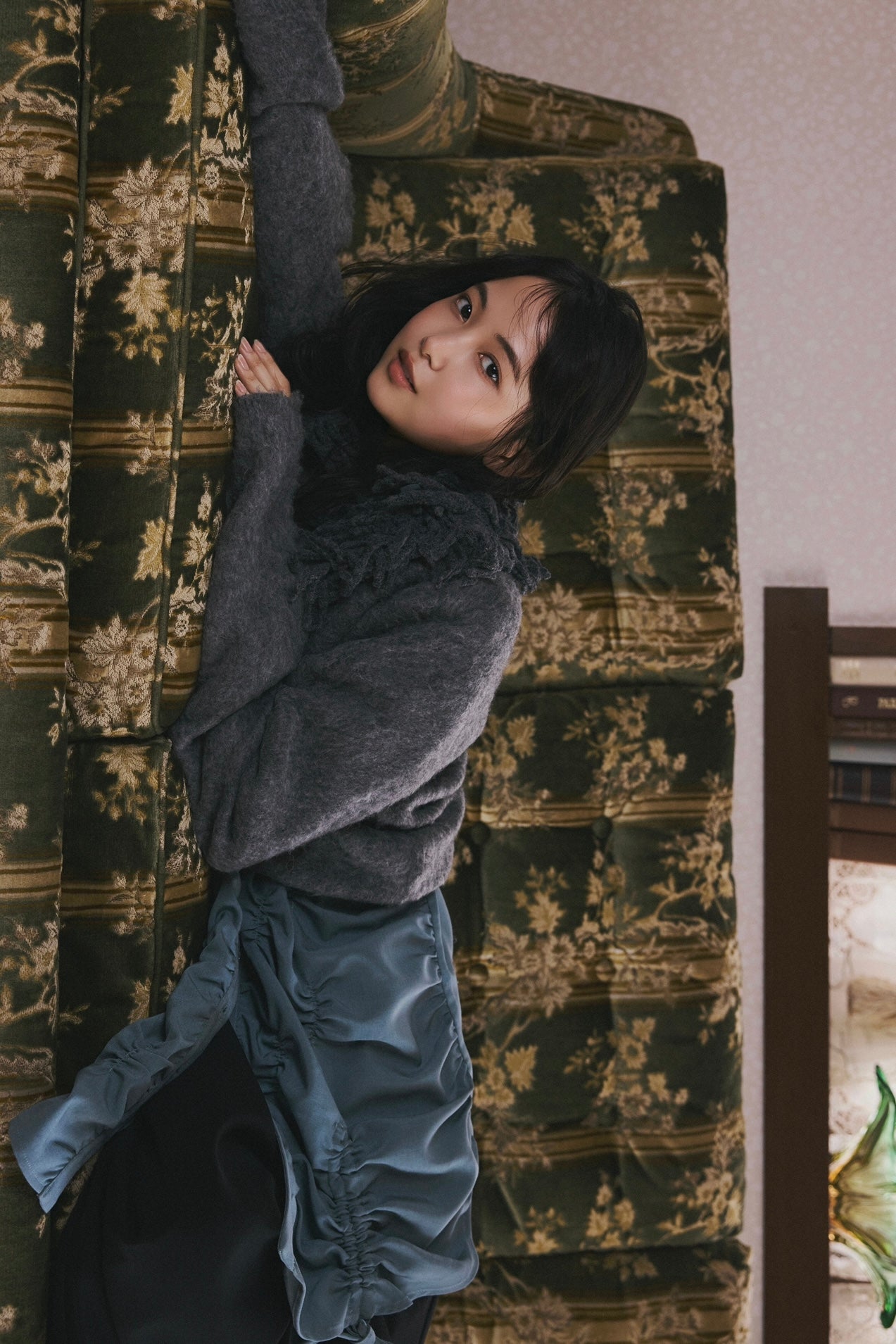 fringe collar sleeve knit