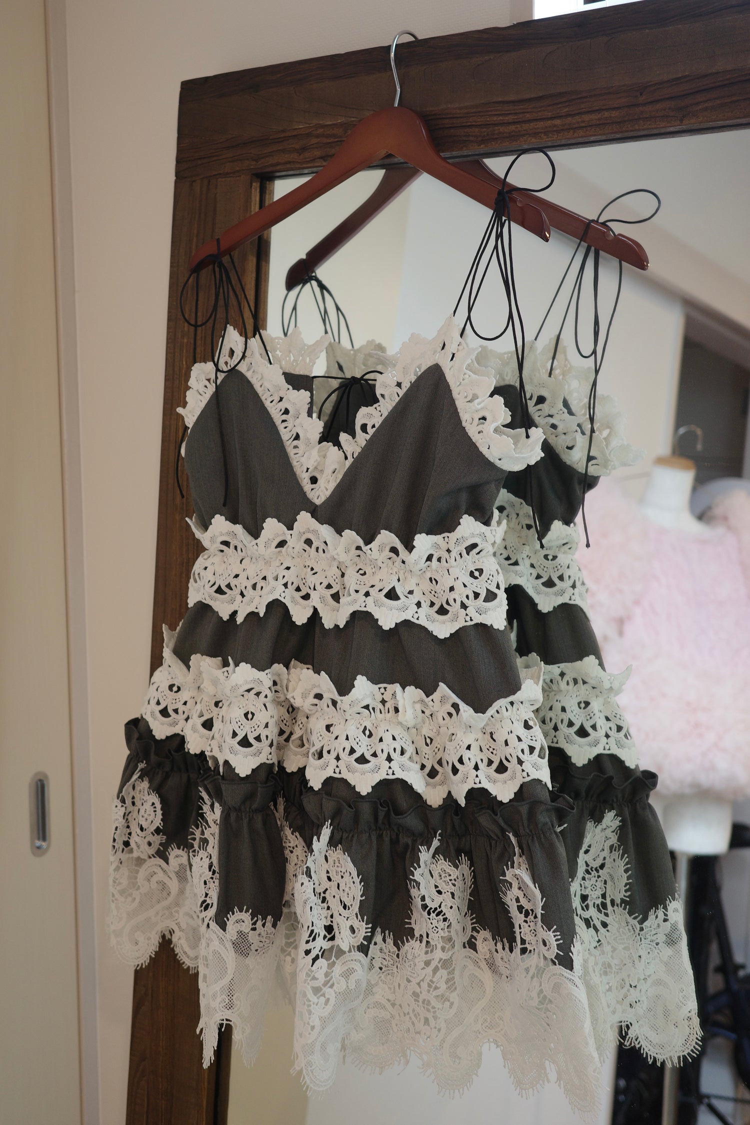 bloom lace cami tunic［8月上旬から中旬お届け］